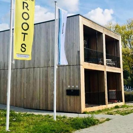 Roots Tiny House Apartment Tilburg Exterior photo