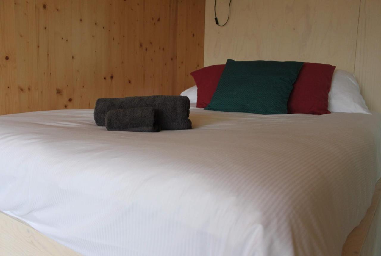 Roots Tiny House Apartment Tilburg Exterior photo